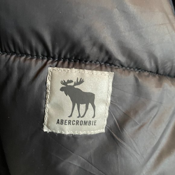 Abercrombie Fitch Black Junior 13/14 Sherpa Puffer Jacket - Picture 5 of 5